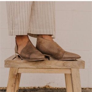 Free People Royals flat brown leather 6.5